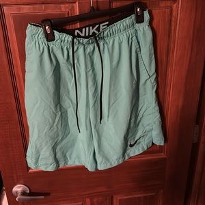 See pictures for appearance and colors